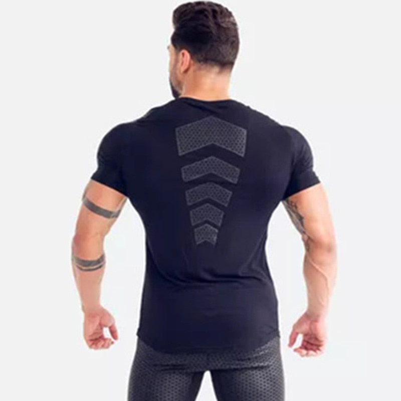 Men's Workout Shirts & Tops in Black